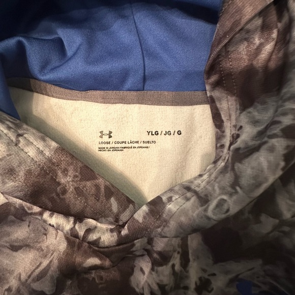 Under Armor Hoodie in grey storm with blue trim - SIZE YOUTH LARGE - Picture 5 of 6